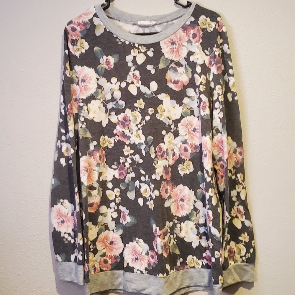 First Look pullover